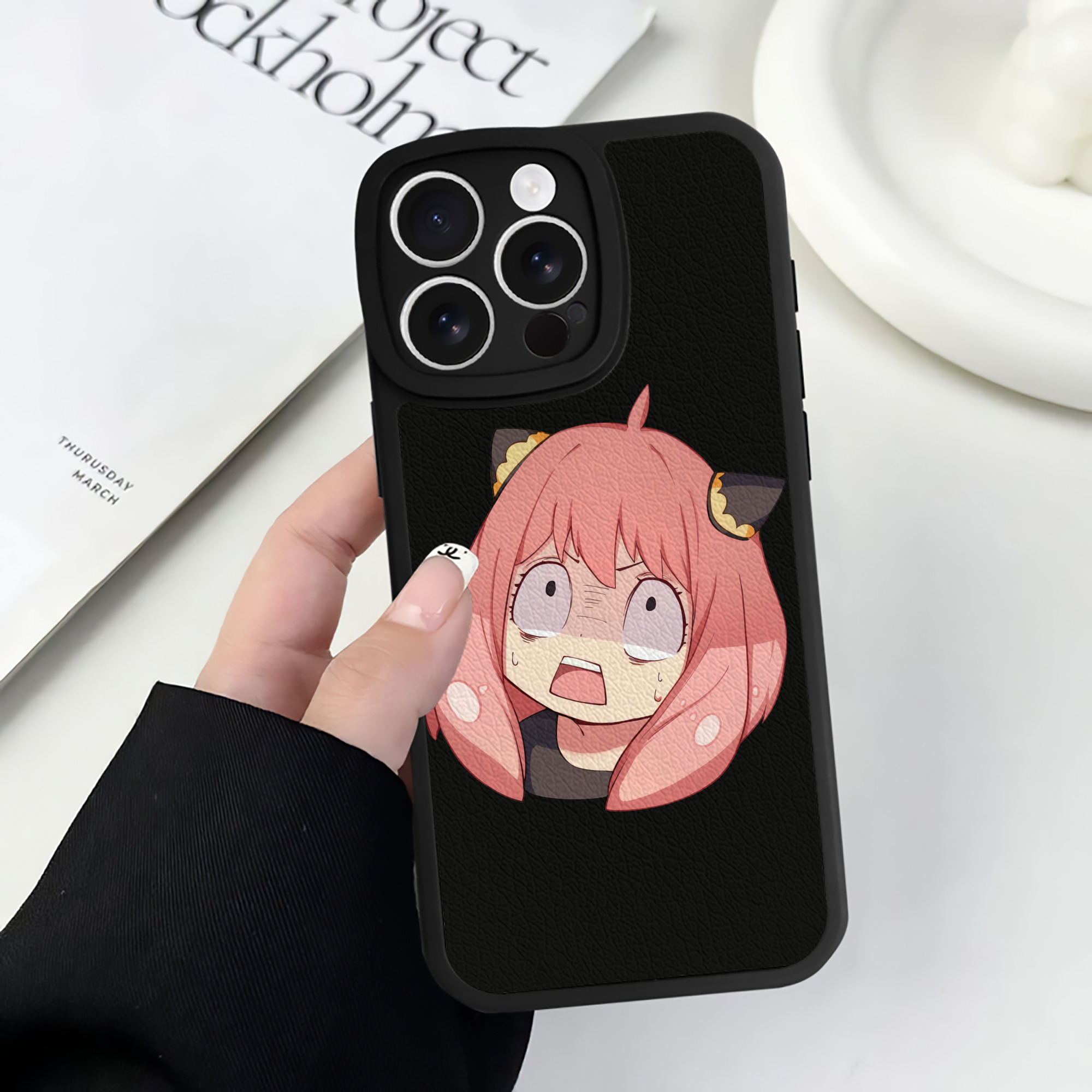 （画像用） SPY×FAMILY间谍家家酒 【iPhone 16シリーズ対応】シリコンスマホケース（レザー調） 材質：シリコン